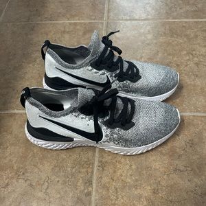 Nike react men’s tennis shoes